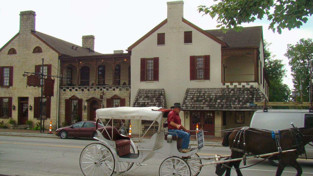 Talbott Tavern And Bed and breakfast Bardstown